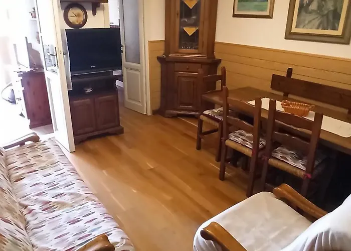 La Casa Tra Il Verde E Il Mare